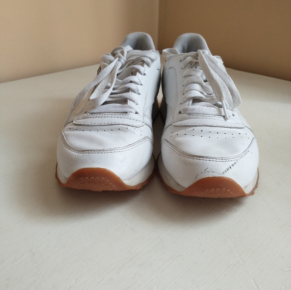 Rebook Classic Leather Shoe Size 8 - Picture 3 of 10